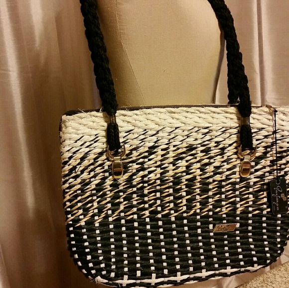 Vintage Pier Giorgio purse. - Picture 1 of 6